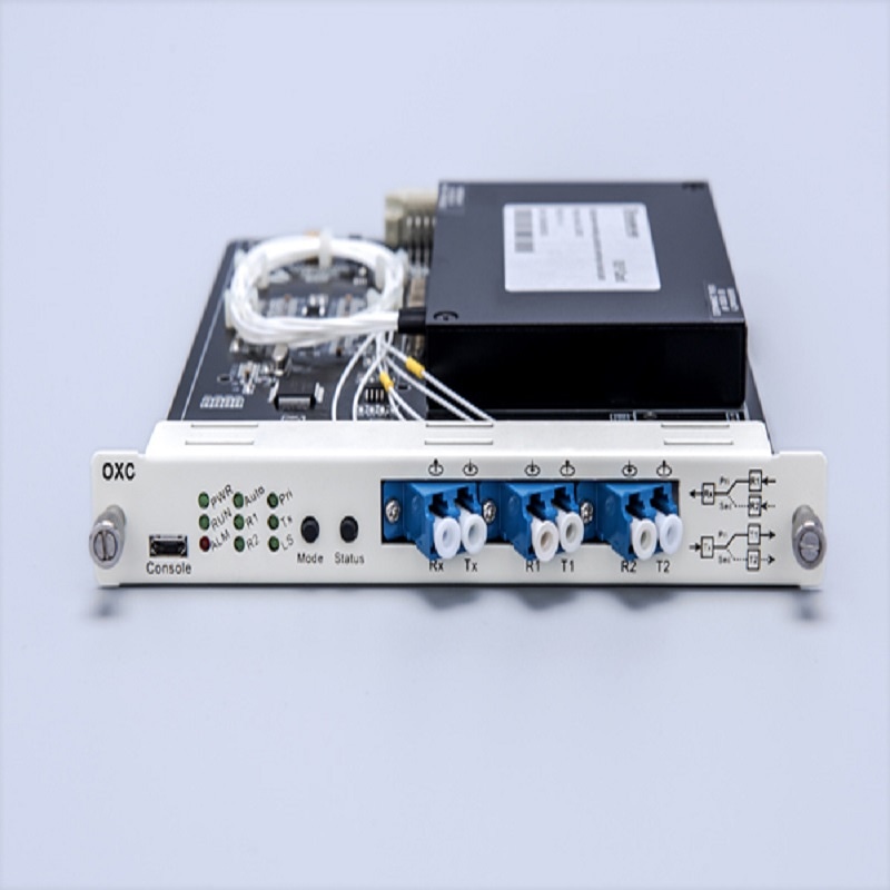 Why some customers still need the OXC for double device rather than consider the cost saving???
For some customers, their DWDM network's usage rate has been used up into 99.99%? if their network got broken, they will have a large loss up to $43/s.
That is why OXC is worthy.