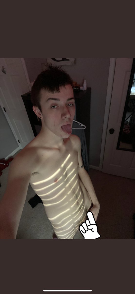 xbrad0's tweet photo. @SashaOFpromo post daily 
full nudes
customs / requests welcome 🔥
kinks / fetish friendly
https://t.co/N55da4VJvs https://t.co/2z3BBVt6MD