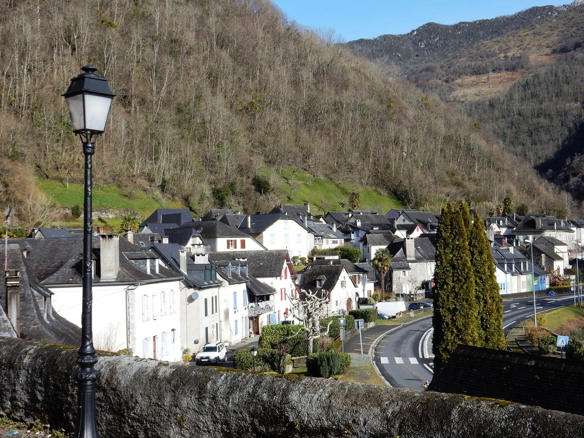 BiarnToustem's tweet photo. #SARRANCE, JANVIER 2021 — #VALLÉEDASPE — #BÉARN — #PYRÉNÉESATLANTIQUES https://t.co/MuA7AxWoTC https://t.co/voq74Lsiiu