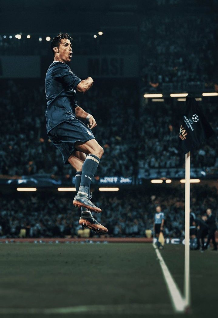 36 and still banging HARD.

Happy Birthday to the world greatest footballer, Cristiano Ronaldo!  