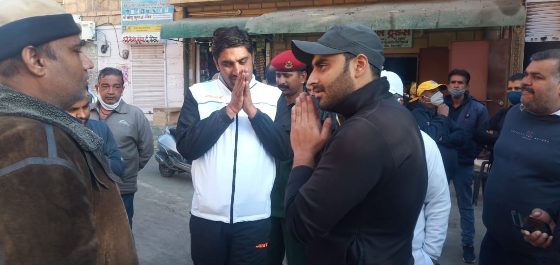 crsinghbhati's tweet photo. I attended ‘The City Awakens’ programme with MLA @RooparamDhandev Ji, along with the Municipal Corporation Chairman, the Commissioner, Police authorities and the people of #Jaisalmer, to appeal to the good citizens to keep their air, water and city clean! https://t.co/Cyj7LbE8jn