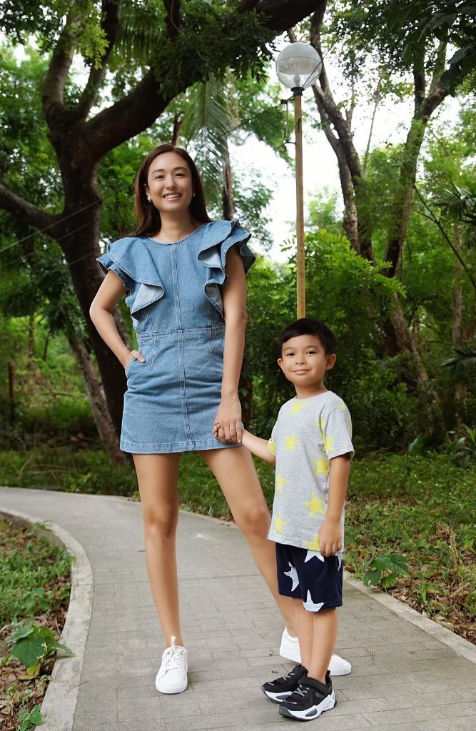 hmphilippines's tweet photo. Kelly Misa and her son Tristan are loving our latest #HMConscious and #HMKids pieces made with more sustainably sourced materials!
Head on to your nearest store or to https://t.co/enCyuT0HWp to shop these fits and more! https://t.co/14VCA2EfHb