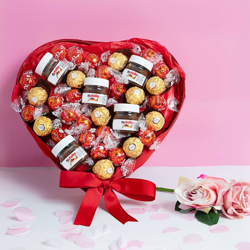 Every February, Nutella fans from all over the globe unite in their love of the nutty delight.

There are so many creative ways  you can devour this tasty treat.
Seriously, how good is bread and Nutella? 

For a chance to #Win, comment and tell us how you speed yours!