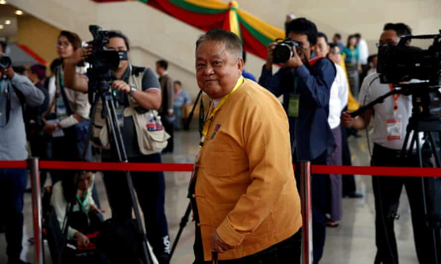 Saying that the Myanmar military's coup was "not wise" (a truism if I ever heard one) is enough to get Aung San Suu Kyi's aide Win Htein arrested. That's a sign of the generals running scared. theguardian.com/world/2021/feb…