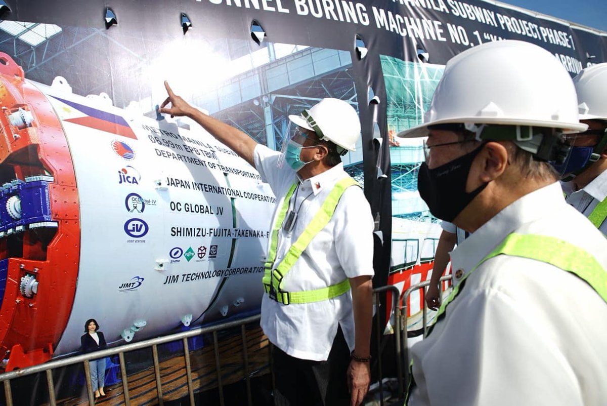 smninews's tweet image. TINGNAN: Cutterhead ng Tunnel Boring Machine (TBM) para sa Metro Manila Subway, dumating na sa bansa

#BuildBuildBuild
#SubwayProject

📸 @DOTrPH