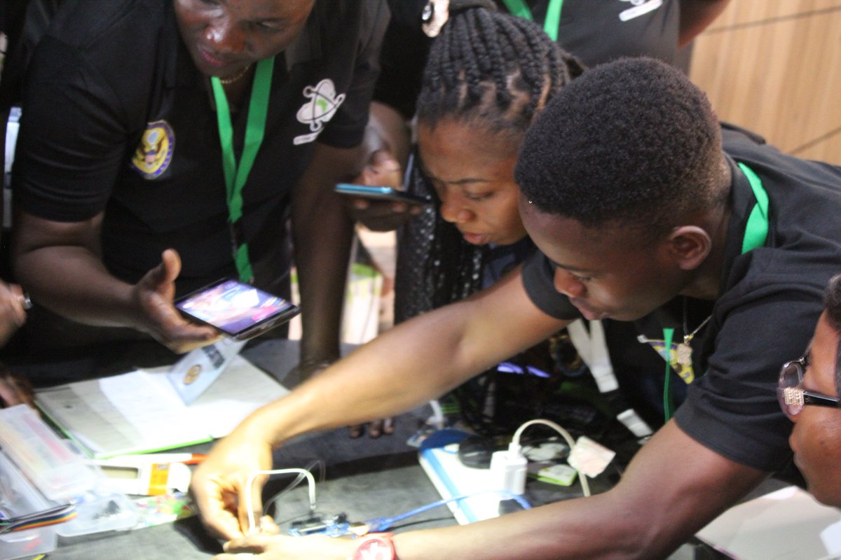 STEMiAfrica's tweet photo. #Educators in action at the STEM Integration and Development Training for Educators in Owerri, Imo State.

 #STEM #EducatorsinSTEM #scienceteachers #technology #technews #engineering #innovation #teachers #education https://t.co/clLeXe3Y7T