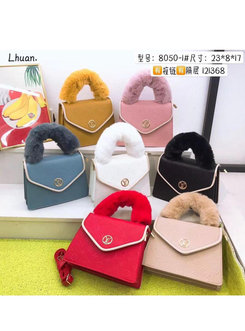 Tees_bag tweet media