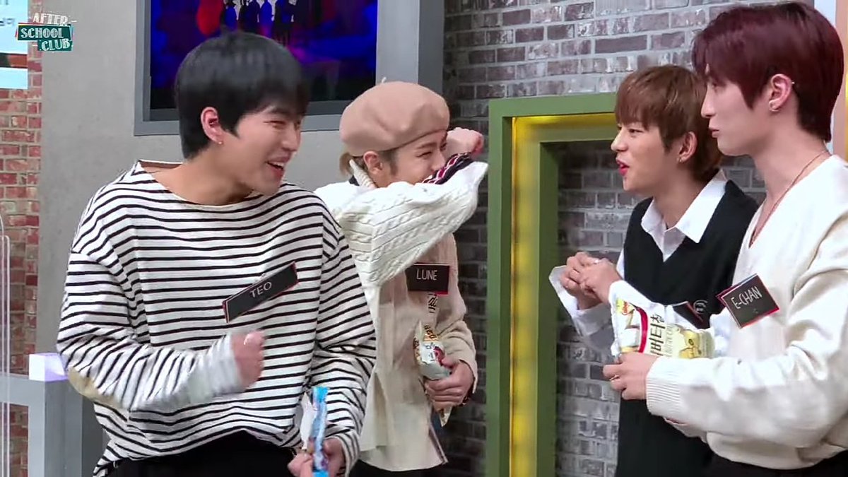 yukusbbestie's tweet photo. @arirang_ASC @DKB_BRAVE one of my favorite moments is this one. lune was so excited that he screamed when he heard songπ other members got shocked and Teo apoligized for himπ it was so funny~ thank you for inviting DKBπ
#Behind_ASC #ASC_DKB @arirang_ASC @DKB_BRAVE https://t.co/fas3DScpDO