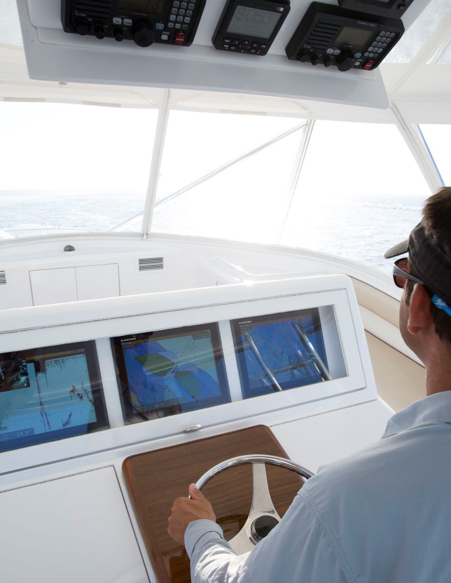 Hatteras Yachts Japan ハトラスジャパンディーラー ハトラスのブリッジコンソール エンクロージャーも人気です Hatterasyacht Hatterasjapan Bridge Control Panel Consoles Garmin Furuno Radar Boat Fishing Fisherman Enclosure Hatteras Yachts Japan ハトラスジャパンディーラー ハトラスのブリッジコンソール エンクロージャーも人気です Hatterasyacht Hatterasjapan Bridge Control Panel Consoles Garmin Furuno Radar Boat Fishing Fisherman Enclosure