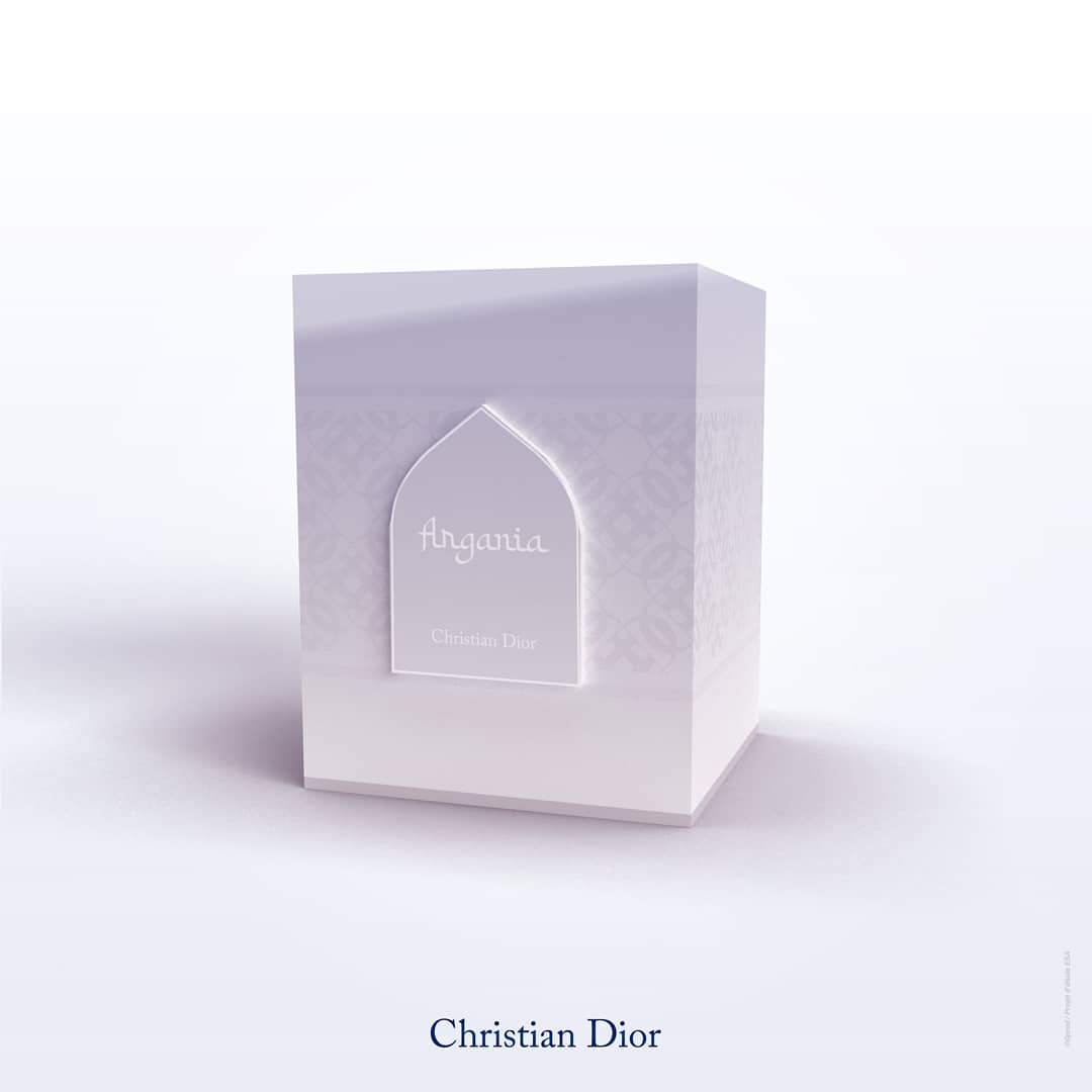 heygass_'s tweet image. Packaging non officiel d&apos;un parfum d&apos;inspiration ethnique pour @Dior
#designpackaging #dior #perfume