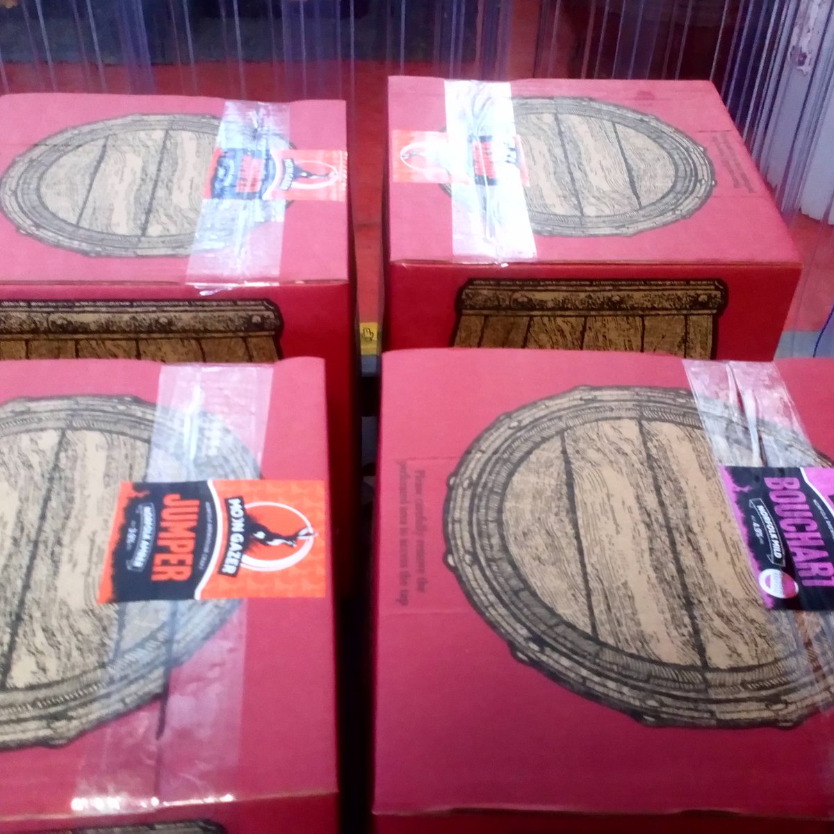 moongazerale's tweet image. We still have some 9pt beer boxes for collection today for the weekend,  Nibbler, Jigfoot or Jumper available, call to order 01328 878 495