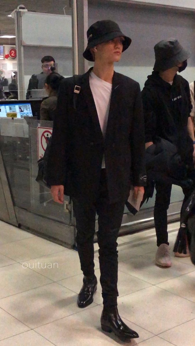 เจอแบบนี้กูเหลียวหลังจนตาเหล่