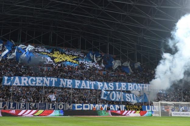 Media Parisien tweet media