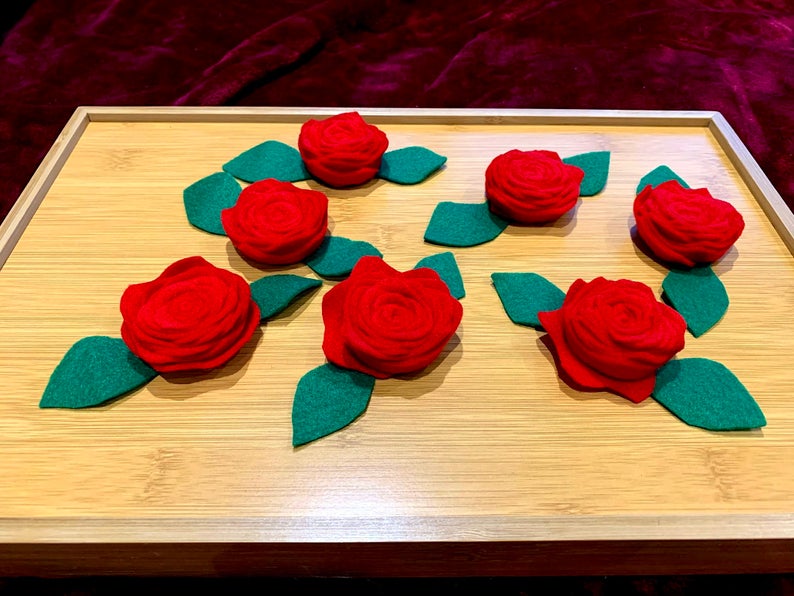 clipagbooks's tweet photo. #Clipag has landed in #London! English people, take a look at the new online shop NewLightM, you'll find Clipag among serveral cute handmade products. Link in bio!
#pageholder #bookmark #readingassistant #resincoaster #feltroses #resin #handmade #yourbuddyreader #UnitedKingdom https://t.co/IUEn4T1CPo