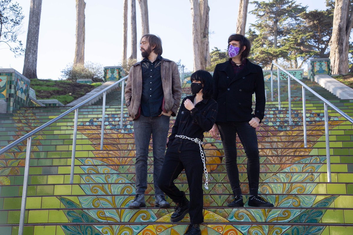 Umbra is turning 5 this year, so we’re putting this bby out on vinyl for the first time! Head to theyaxes.bandcamp.com/merch to reserve your copy and cop the first ever Y Axes hoodie. Lotta firsts here on #BandcampFriday - art by <a href="/GoGoRocketship/">Lauren Edwards</a>