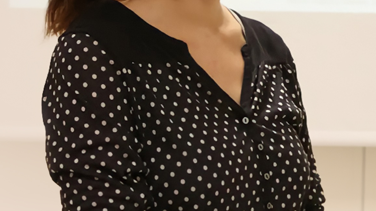 #TALLER🔊El Instituto de Estudios Cajasol convoca el taller "Rediseña tu #negocio ante la nueva realidad con #DesignThinking"👉🏻bit.ly/tdesignt

✔️Por Rocío García Ramos
📆17/02
⏰16.30h-20:30h
💰70€
 
#virtual: bit.ly/virtualdt
#presencial: bit.ly/presencdt