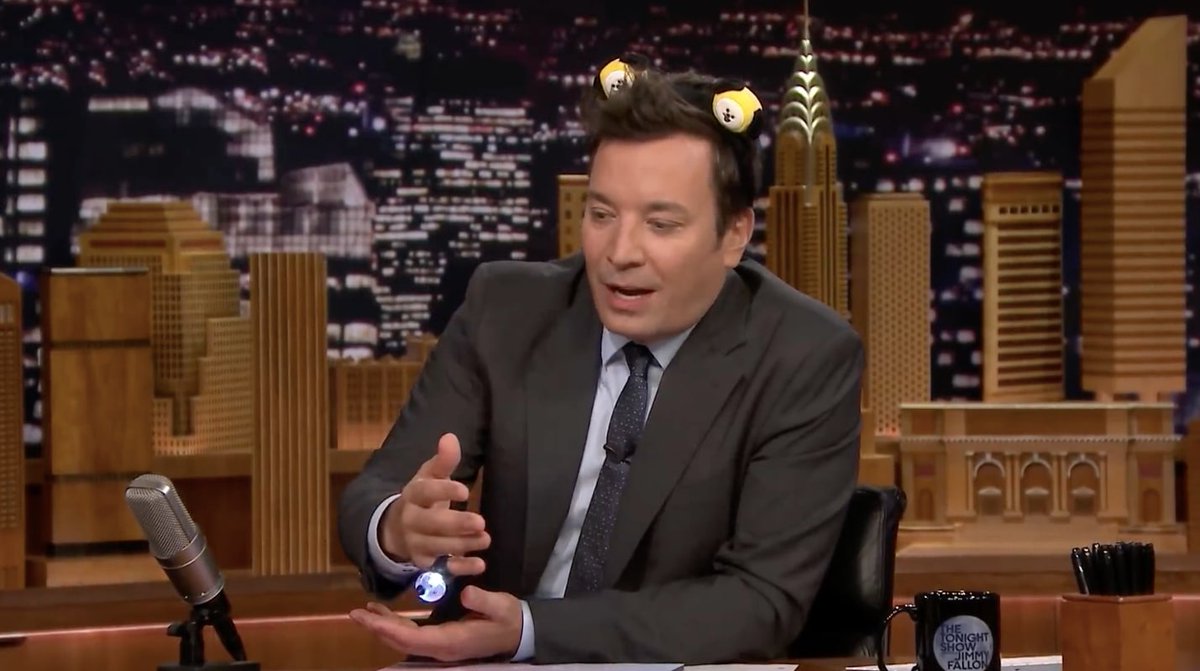 Jimmy Fallon being constantly in love with Jimin.