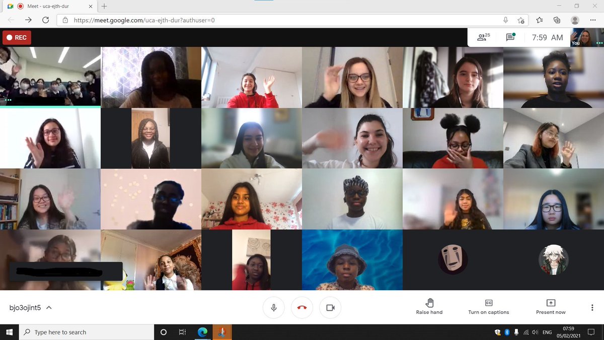 What an exciting morning!! Y10 students @TownleyGrammar and students at the Miyazaki Kita High School discussing food, their schools, their favourite festivals, their plans for the future👏👏#SharingCulture #TownleyMiyazakiexchange ⁦<a href="/GroomEmilie/">Emilie Groom</a>⁩