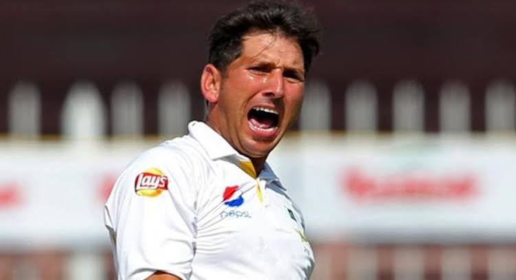 Yasir Shah made his test debut at the age of 28 against Australia on 22th October 2014 (1st Test of AUS tour of UAE). In that match he took 7 wkts with his first wkt being Steve Smith in an winning effort.