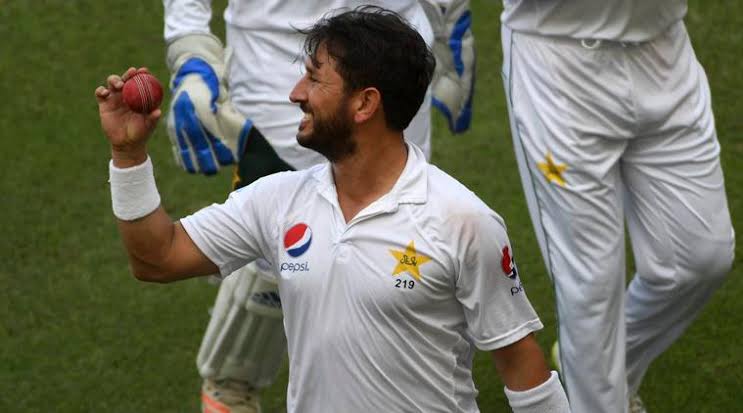 As of 3rd February 2021 Yasir Shah has played 44 tests in which he has picked up 234 wkts at an average of 30.50 , he has picked 16 -fers & 3 -fers in his test career so far with his best bowling in an innings being 8/41 & and his best bowling in a test match being 14/184.