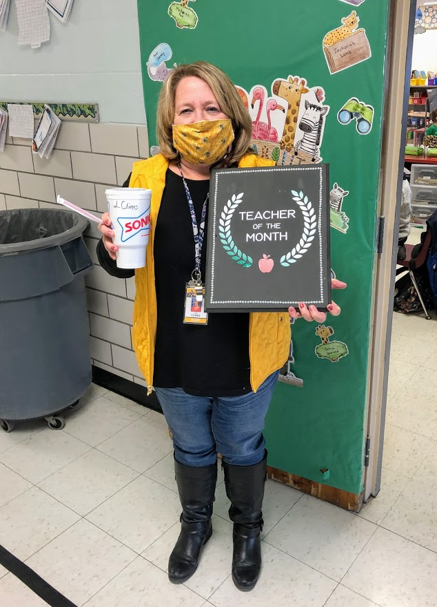 BushHornets's tweet photo. Congrats to Mrs. Lisa Clines (1st grade) and Mrs. Jennifer Salmons (SPED) for being our Bush Staff Members of the Month for January! 

We are so blessed to have you both as part of our Bush family! #BushElem #FultonProud https://t.co/KAuMTyqZtT