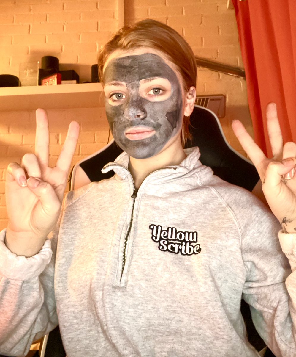 YellowScribe's tweet image. @kaitlynpibernik here! Thanks for following YellowScribe. We have an exciting post about our giveaway coming on Monday - we'll be giving away a journal kit!  😆

What do YOU write in your journal? Work, or stories? We'd love to hear about it.