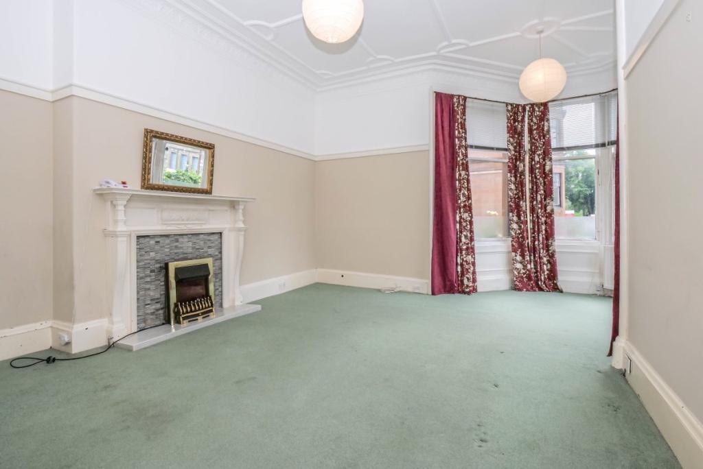 Living room - sofa incoming, can’t wait until we can have people round for dinner again 