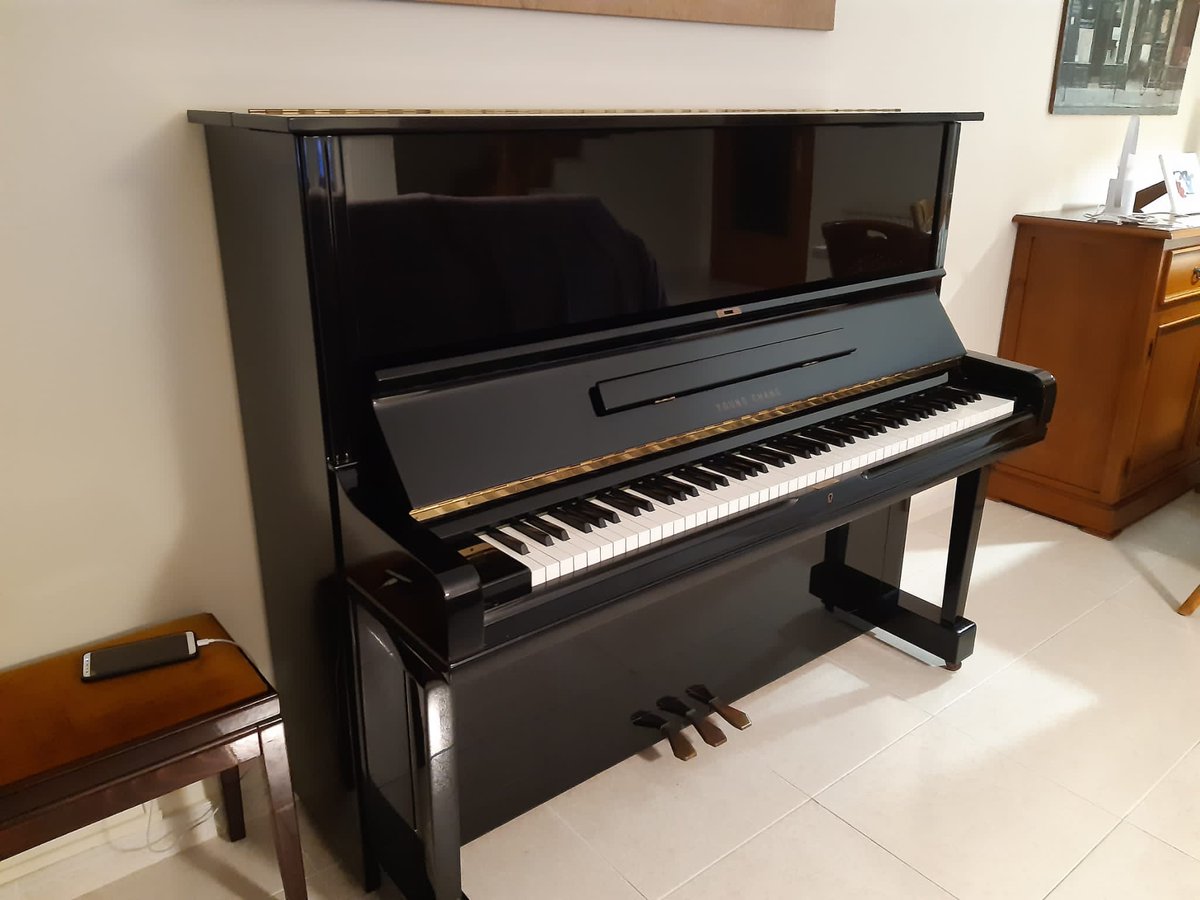 2005Cram's tweet image. Nuevo piano!!!!!! 🎹