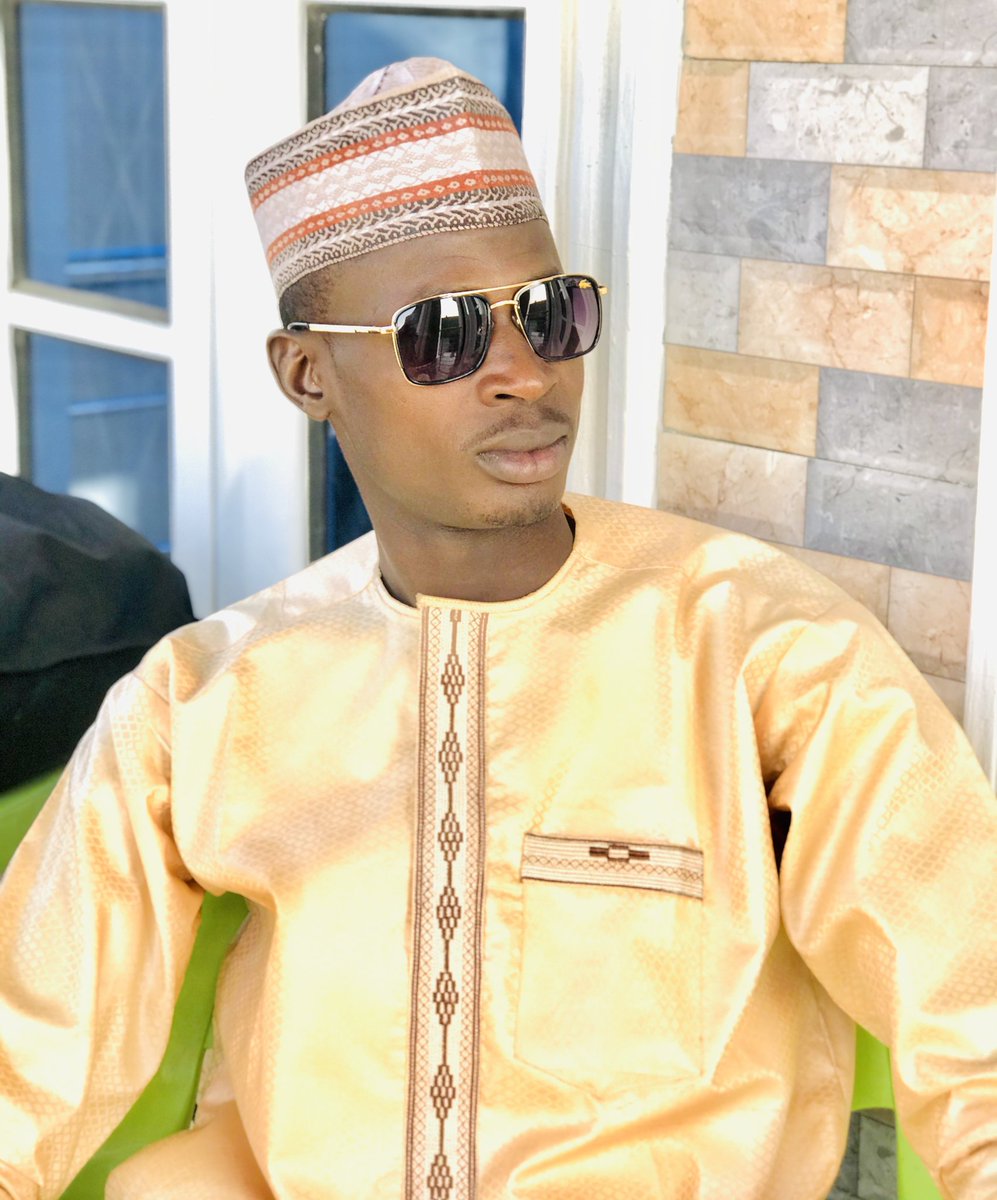 MubarakUsmanMB3's tweet photo. Astagafirullah to yesterday, Alhamdulillah for today, Insha Allah for tomorrow. Juma'at Mubarak to all the muslims in the whole universe 🙏📿 https://t.co/SkZfgq0lQx