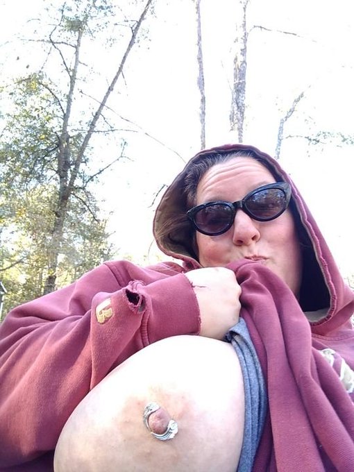 Happy #FlashMeFriday #flashingpublic #sharedwives #hotwife #titsout   https://t.co/Mq9VQ93cLz https://t<a href="/tag/flashmefriday"class="tags">#FlashMeFriday</a><a href="/tag/flashingpublic"class="tags">#flashingpublic</a><a href="/tag/sharedwives"class="tags">#sharedwives</a><a href="/tag/hotwife"class="tags"><span>#hotwife</span></a><a href="/tag/titsout"class="tags"><span>#titsout</span></a>