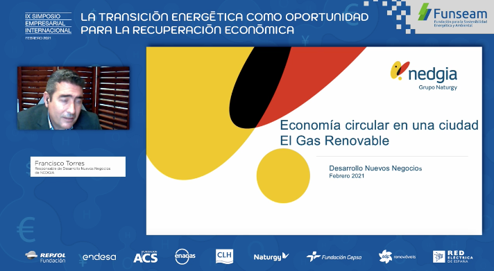 Funseam's tweet photo. ¿Conoces el concepto de gas renovable? Es un combustible que se elabora a partir del reciclaje de residuos y se utiliza igual que el gas natural. Economía circular, emisiones neutras de CO2....
Fransico Torres, de @nedgia nos lo explica en el #SFunseam https://t.co/Rt9onjui6q