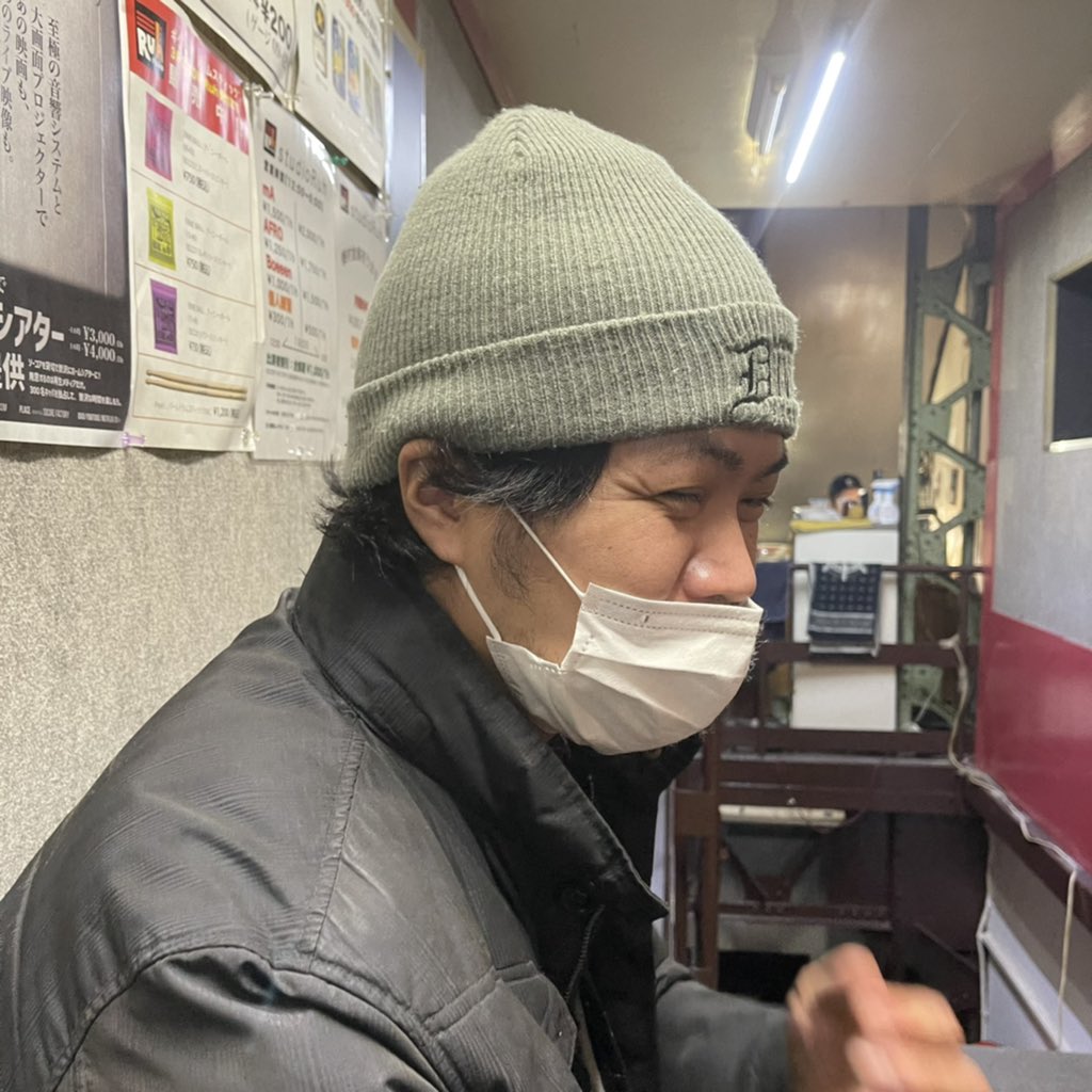 thesunshinedayo's tweet photo. 今日のStudio Ruh予約でいっぱい!
THE SUNSHINEも頑張ります!
#サンシャイン #StudioRuh #socorefactory https://t.co/ZABvevYRNu