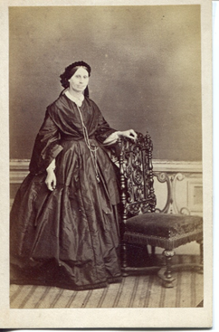 Victorian women’s fashion saw a variety of silhouettes. Big skirts used stiffened/structured petticoats to make the waist look smaller. By the mid-1850s hooped skirts or crinoline cages were used instead. This continued into the early 1860s [KLNTY2020.99 & KLNTY2020.101]. [2/20]