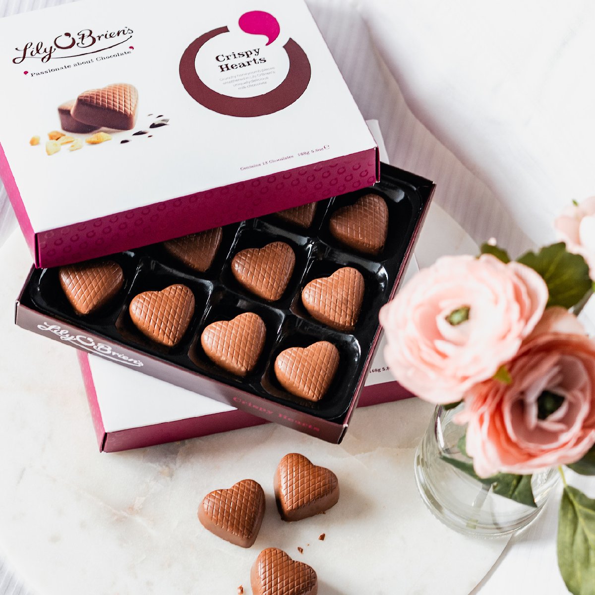lilyobriens's tweet photo. Valentine's Day is just around the corner ๐คฉ Who will you be giving your Lily O'Brien's heart to this February 14th? ๐ค๐ Take a peek at our full range of gifts, perfect for your special someone here ๐https://t.co/2xPDmqtYU2 #valentinesday #lilyobriens #sharewisely https://t.co/u89DlueEyw
