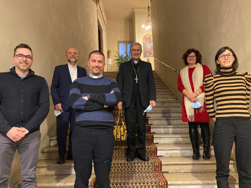 nooneoutong's tweet photo. “Mi piace molto la scelta di “NO ONE OUT”, proprio per l’idea che nessuno deve rimanere fuori, escluso ".”
Grazie al nostro Vescovo Monsignor Pierantonio Tremolada e a don Roberto Ferranti, direttore dell'Ufficio per le Missioni Cmd Centro Missionario Brescia
#nooneout https://t.co/5ShIO0oec7