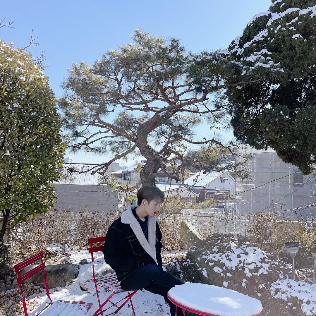 SM_NCT tweet media
