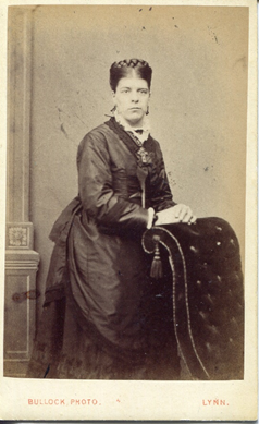 In the early 1870s the bustle style had become popular, which involved fabric draped over half-hoops at the back of the dress. [KLNTY2020.146 & KLNTY2020.156] [6/20]