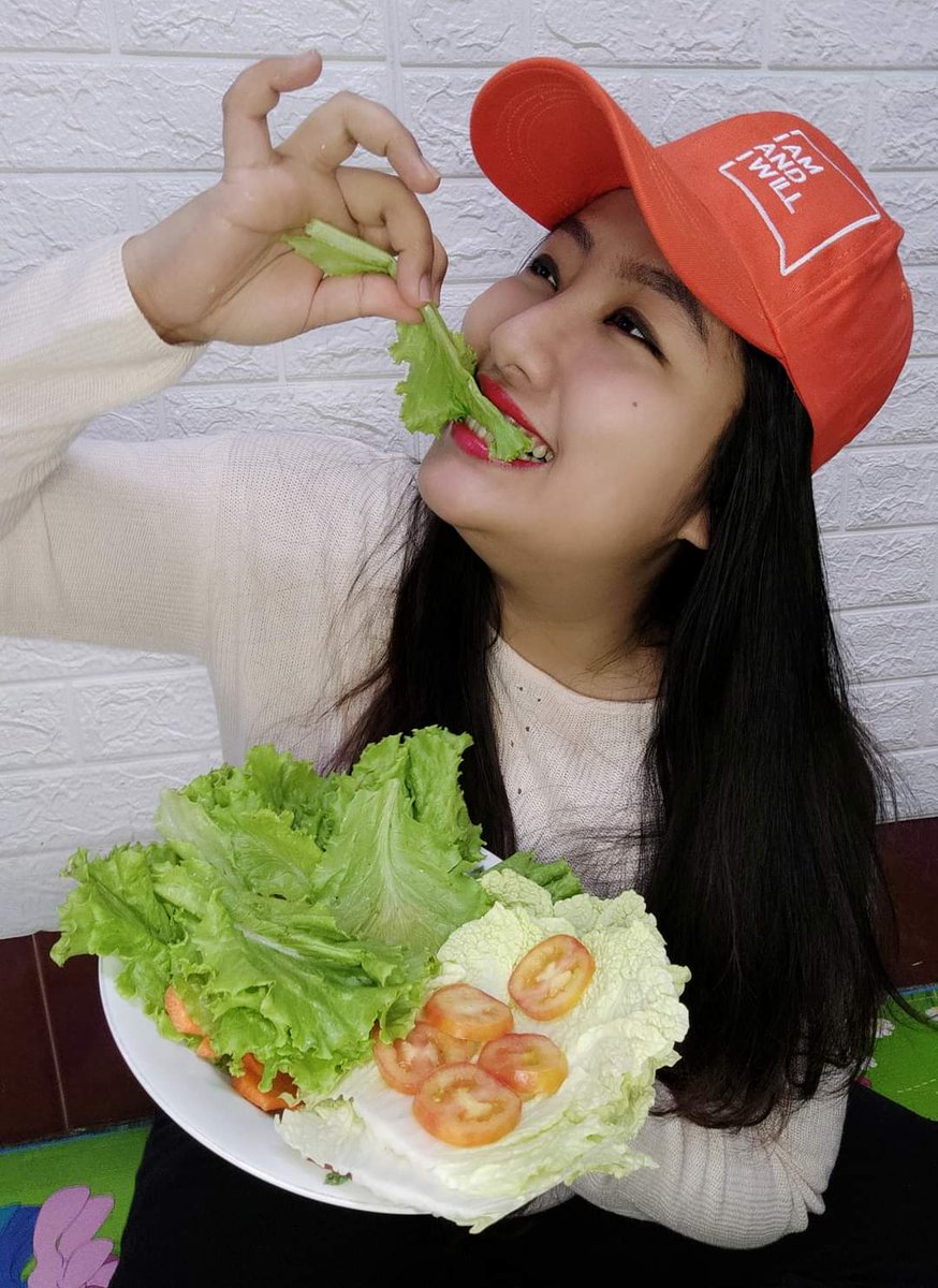 GraceAyeChan's tweet photo. 🍎🥑🍇...Move More, Eat Healthy, Prevent Cancer...🍓🍆🌽

🎀🎀...I AM and I WILL...🎀🎀

#movemore🚴🚴
#eathealthy🍇🍓🥑
#preventcancer✋✋
#worldcancerday2021 
#IAmAndIWill https://t.co/rjQUKOe6x5