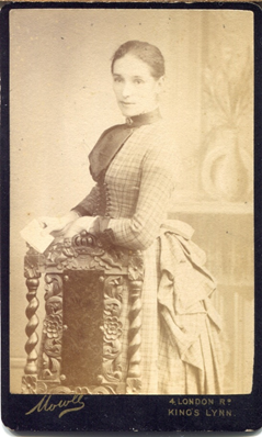 The bustle had returned by 1884 and this time was more rigidly structured. In the mid-1880s high collars also started to become more fashionable. [KLNTY2020.238, KLNTY2020.239 & KLNTY2020.242] [10/20]