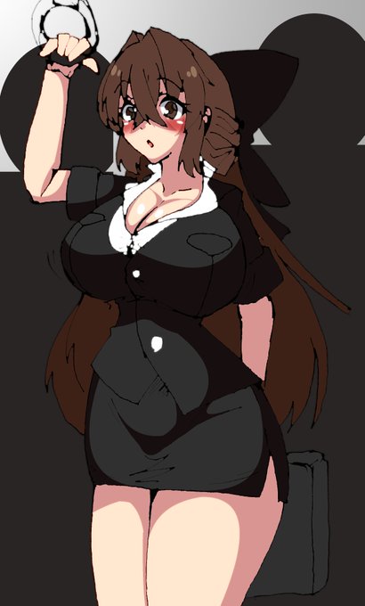 昨日のrkgk奈央ちゃん折角だから塗ってみた

某戦術人形のおかげで最近タイトスカートってエッチじゃない?って思うようになった 