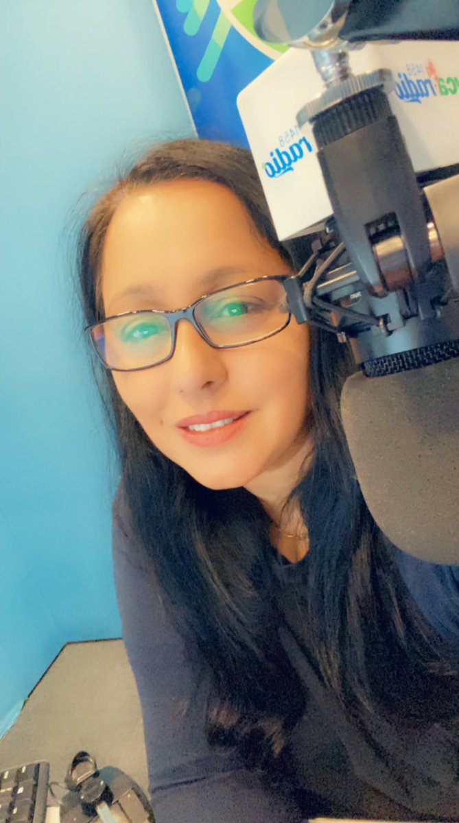 LycaRadio1458's tweet photo. Lyca ๐๐
#FridayFeeling on the Mid Morning Show with @rubyraza 10am-1pm
๐ค #MysteryVoice
๐ถ Nineties And Noughties takeover on 07424 222222
๐๐ป BRANDNEW song #3rdSong3rdHour ๐ต https://t.co/BTpvcGKI2O