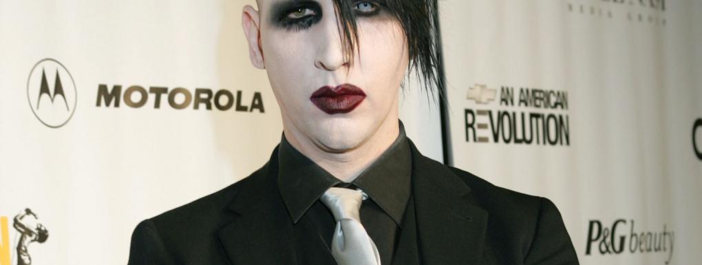 Marilyn Manson accusé d'avoir une pièce réservée aux viols dans sa maison, les déclarations accablantes
Après les accusations d'agressions sexue... plus d'infos sur : tinyurl.com/y345z26u
#accablantes #accusé #aux #dans #davoir #déclaration...