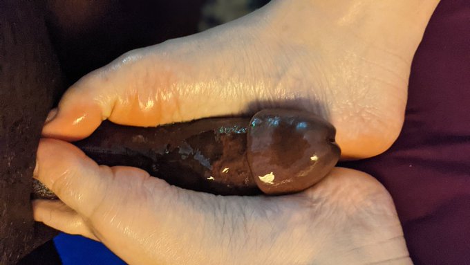 Mmm more footjob fun! 3 different perspectives.  #bbc #bigblackcock #footjob #feet #oil #interracialromance<a href="/tag/feet"class="tags"><span>#feet</span></a><a href="/tag/oil"class="tags"><span>#oil</span></a><a href="/tag/bbc"class="tags"><span>#bbc</span></a><a href="/tag/bigblackcock"class="tags"><span>#bigblackcock</span></a><a href="/tag/footjob"class="tags"><span>#footjob</span></a><a href="/tag/inter"class="tags"><span>#inter</span></a>