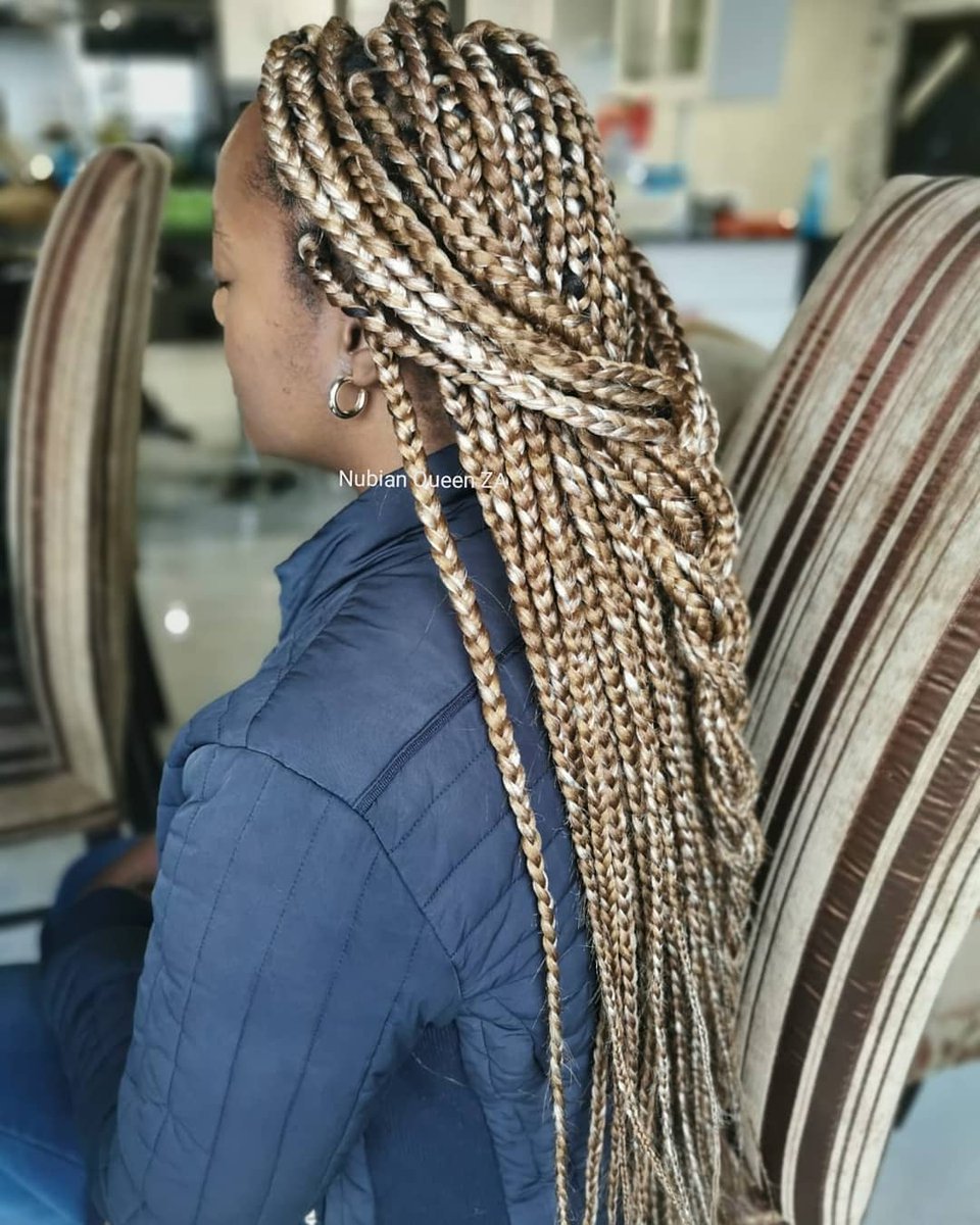 NubianQueenZA's tweet photo. πΈ Long length box braids for only R400πΈ
π 084 647 5252 to schedule your appointment with us
NB:Bookings are essential
WE DO HOUSE CALLS
#bloem #Bloemfontein #GirlTalkZA #GirlsTalkZA #GirlBuyZA #BloemTwitter #HairPlugSA #mobilesalon #freestate #housecalls https://t.co/6IYyYp6xt1