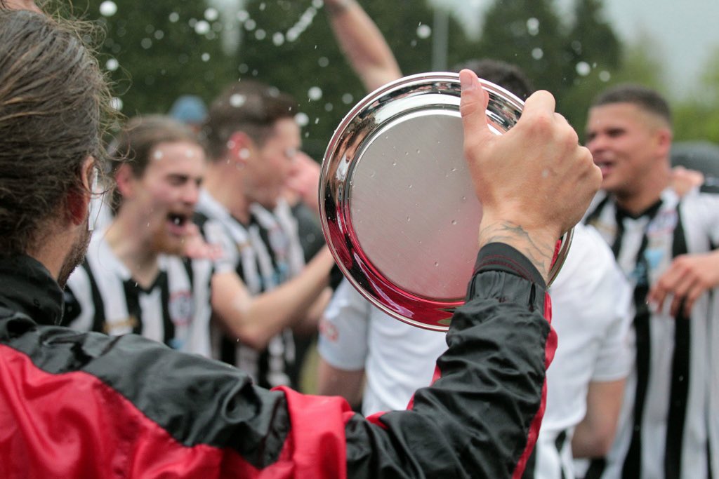 stivestownfc's tweet photo. MATCH DAY REWIND | ⚽️📆

On the 2nd May 2016, we beat @AFCRD in the Southern League Division One Central Play-Off Final 🤩🏆

Watson and Seymour-Shove scored the goals to win promotion to step 3 for the first time in our history 🤩

1,523 brilliant fans were at the match 👏🏻🖤🤍 https://t.co/Ne6YvxTpzZ