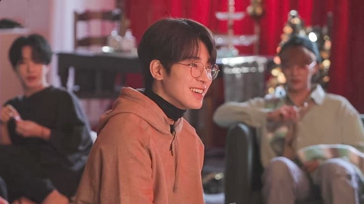 you felt bothered by how your heart would start to jump crazily whenever wonwoo gives out his cheeky smile. you felt bothered by the fact that you stutter sometimes when he suddenly ties your unruled hair in the middle of a busy street.