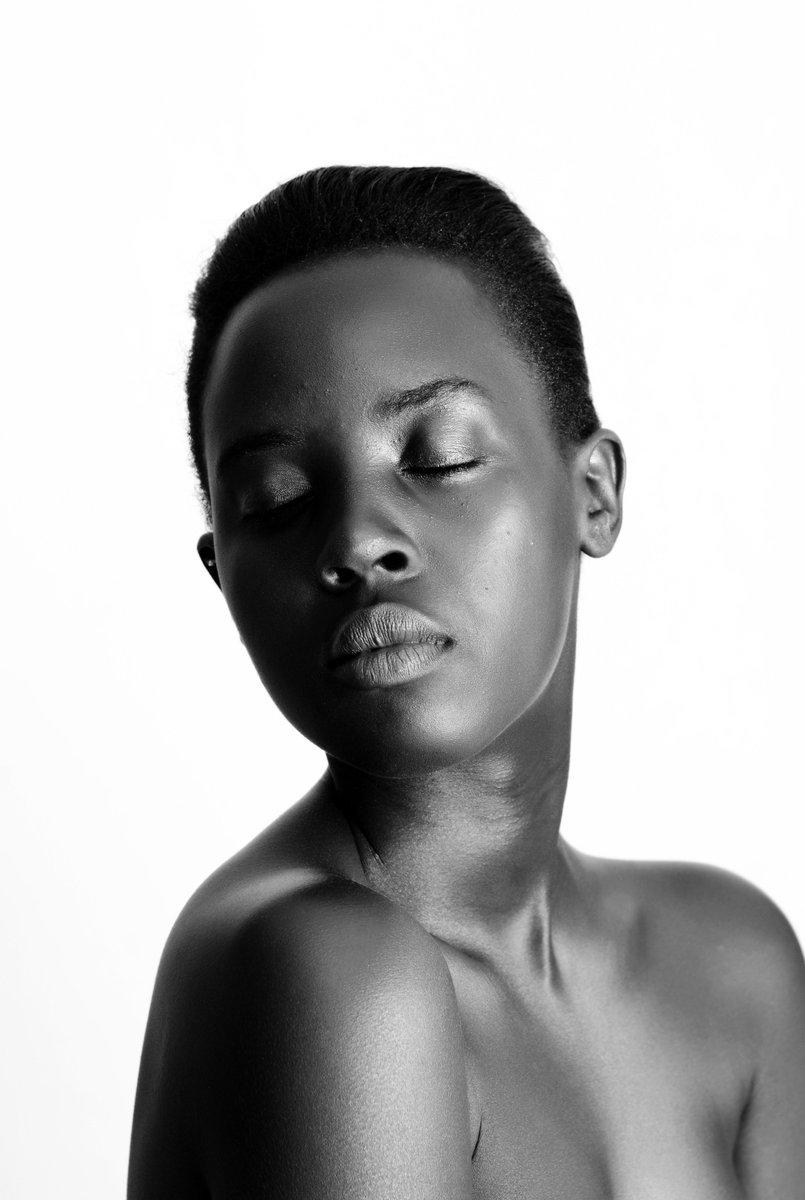 mamasiabeauty's tweet photo. ๐ธYour greatest responsibility in life is to love yourself first, know that you are enough. ๐ธ
This is not vanity, but, indeed sanity.
#loveyourbody #beautywithacause #beautywithaconscience #beautywithapurpose #mamasiabeauty #fridayinspiration #mindset https://t.co/u4RvkPtJvj