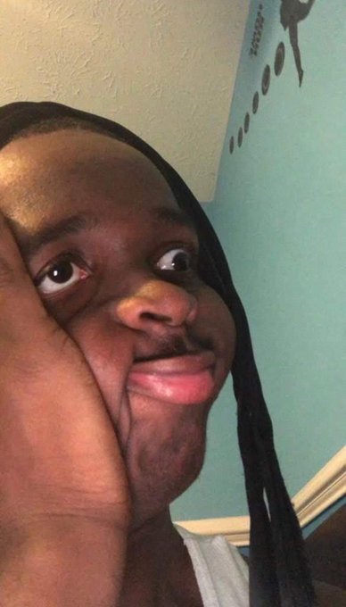 Lawwddddd 😩 https://t.co/KzZmBQkHVQ