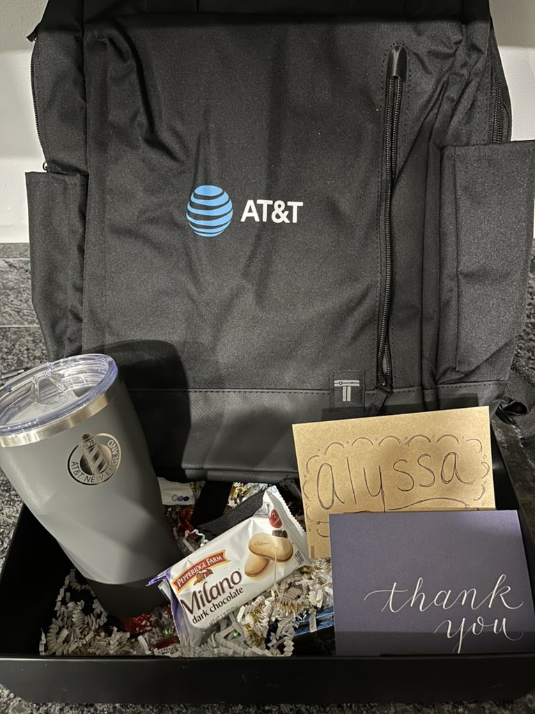 FirstNetAlyssa's tweet image. This was such a thoughtful surprise to come in the mail! It’s an amazing opportunity to be a part of the FirstNet Go team. I’m so excited to see what we accomplish in 2021!! Thank you so much @ElizabethBally2 @keroninc  @JG_Griff #OurNE #FirstNetGoTeam