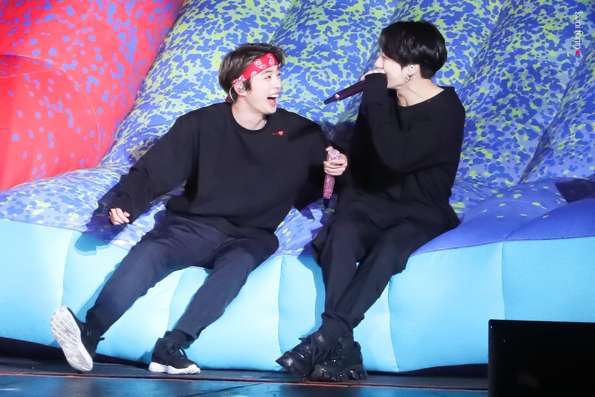 what is happiness in 4 pictures ?